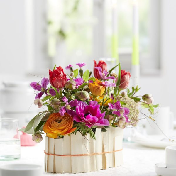 11-40433_OASIS(R)Table Deco_(C)BLOOMS