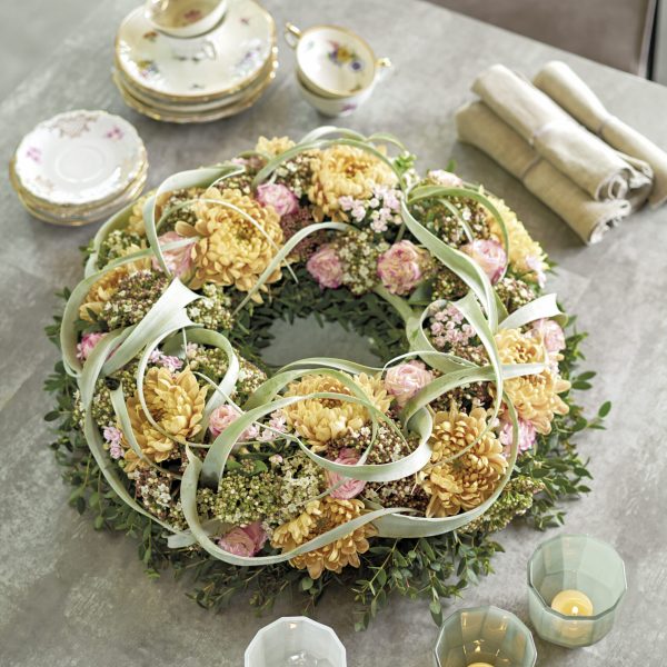 (C)BLOOM's_11-08204 OASIS(R) FOAM FRAMES(R) Kranz_02-17 (2)